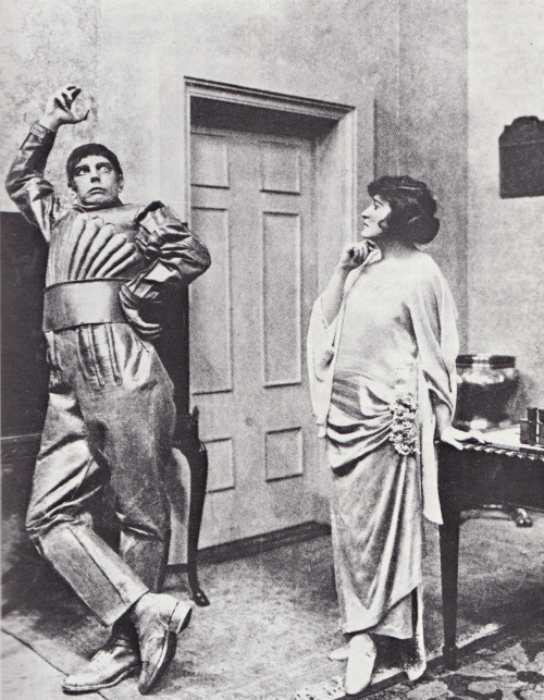 Porn photo R.U.R. by Karel Čapek, performed in 1923