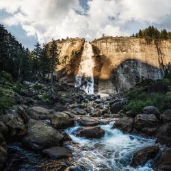 tannerwendell:  nevada falls. yosemite. california.