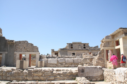 ancientart:The Minoan palace of Knossos, Crete. With already a history of extensive human occupation