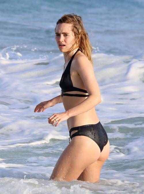 dreadinny: Suki Waterhouse in Black Bikini in Barbados xx