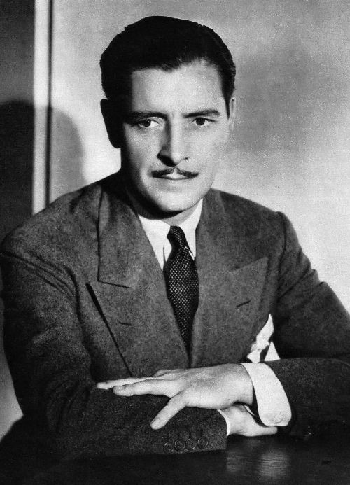 ronaldcolmans:On this day 100 years ago (31st October 1914) Ronald Colman survived the battle of Mes