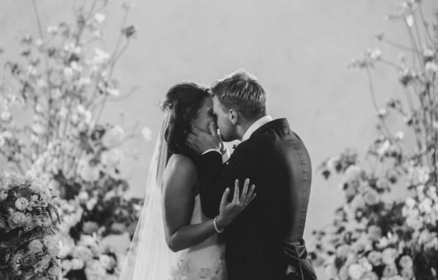 therusticwedding:  Jayde &amp; Pete