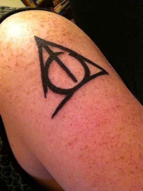  — Simple Deathly Hallows Tattoo Submit Your Tattoo...