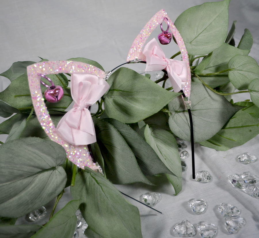 daddysthighkisses:  kitten-sightings:Glitter Pink Cat Ears $15.00Available for VIP