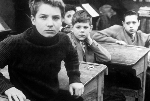 Fotogramas de les quatre cents coups (1959), François Truffaut. El amor que tu madre nunca te dio. B