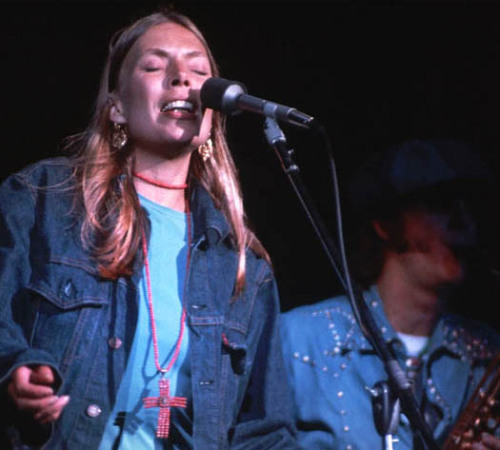 soundsof71:Joni Mitchell at the Troubadour, Los Angeles 1974, with Tom Scott, by Henry Diltz