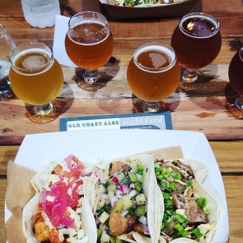 Beer and tacos are my happy place. First time at @ospreytacos and @old_coast_ales was not a disappoi