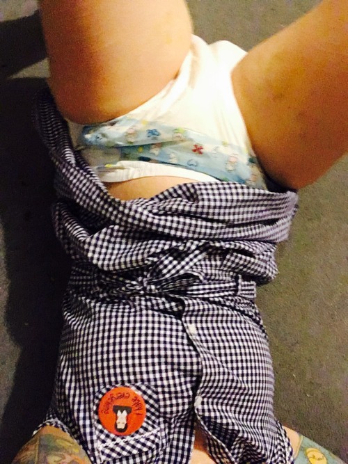 averyconfusingcouple:  Drunken padded baby