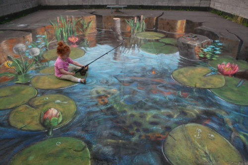 unknowngenre:  3D Pavement Drawings by Julian Beever  Anamorphic illusions are drawn in a special distortion in order to create an impression of 3 dimensions when seen from one particular viewpoint.  more 