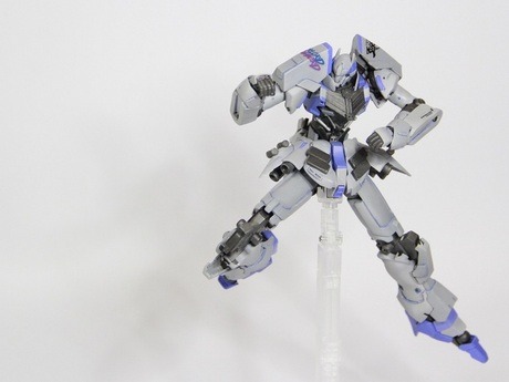 ani-plamo:  1/144 HGUC Sinanju  THE ARBITER Customby dorklord  