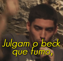alohanax:  Pau no cu dos zé!