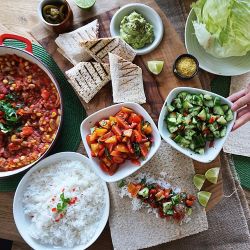 emilyhuntt:  The day has finally arrived, @bonnyrebecca EBOOK IS ON SALE 👏🏽👏🏽👏🏽👏🏽👏🏽🎉🎉🎉🎉🎉 AND YES THESE BURRITOS ARE IN IT. AND YES THEY TASTE DELICIOUS (as do all the other recipes I’ve tried) so GO AND BUY