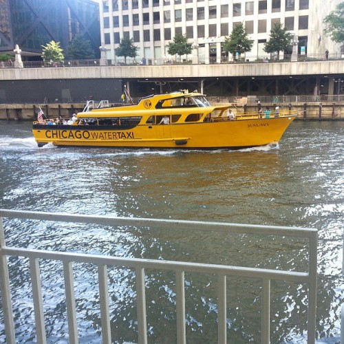 Bout to hop on #WaterTaxi #Chicago  (at Shoreline Water Taxi - Union Station)