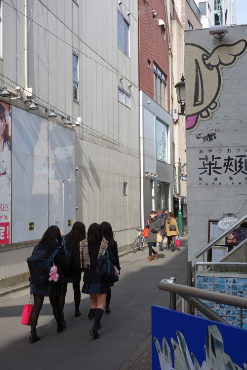 Sex ninetail-fox:  a street ,Harajuku  pictures