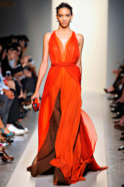 cravehiminallways212:  pradaandgabbana:  Bottega Veneta Spring 2012   I adore this dress…but, but—it’s Cleveland Browns colors…😁  Lol&hellip; Well come to the dark side&hellip;.. You do look so delicious in orange &hellip;.💋