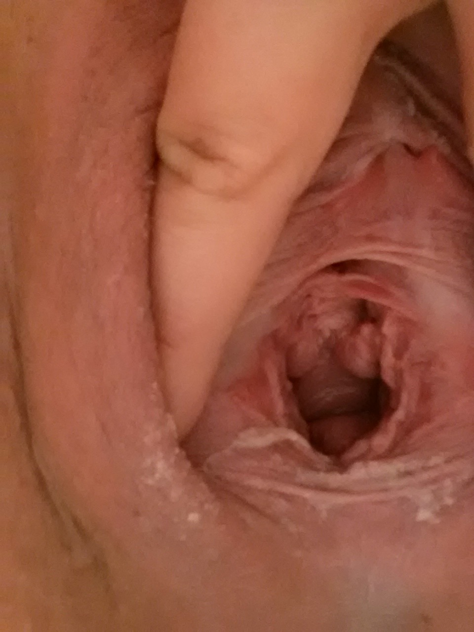 fisteeintraining:  Creamy, gaping hole ;) 
