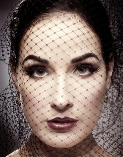 ditafetish:  Dita Von Teese http://goo.gl/25Rur