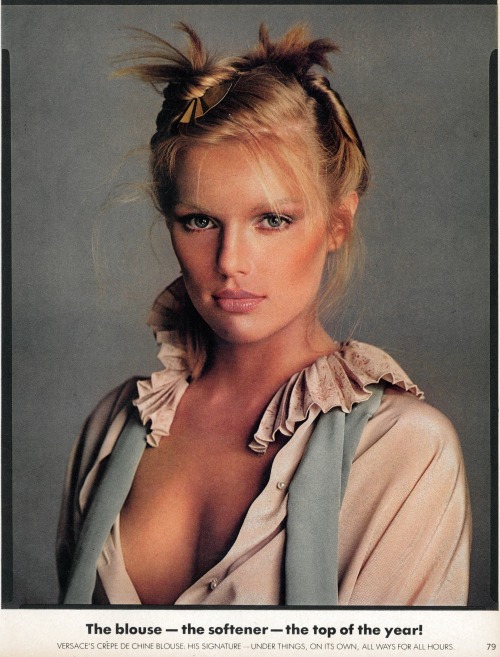 loueale: US Vogue July 1977 : Patti Hansen by  Richard Avedon