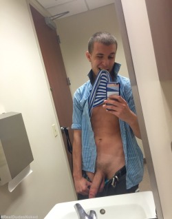 realdudesnaked:    Follow me at “Real Dudes Naked” to see more hot amateur guys!!!  