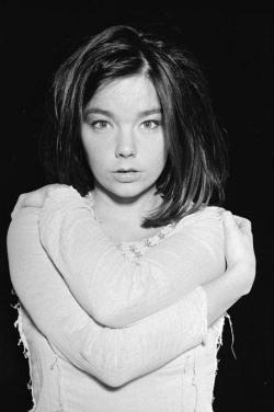 ditirolez:  Bjork