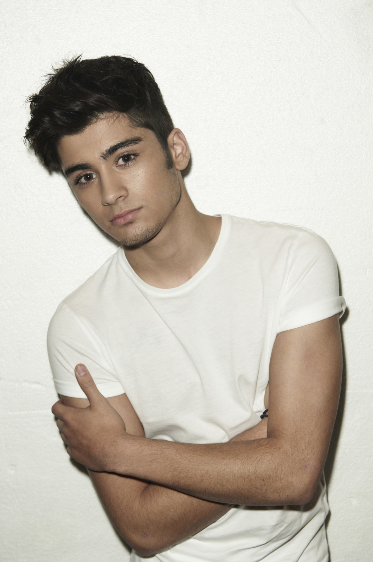 harrystylesdaily:  Happy Ramadan! Enjoy these vintage shots of Zayn by Ray Burmiston.