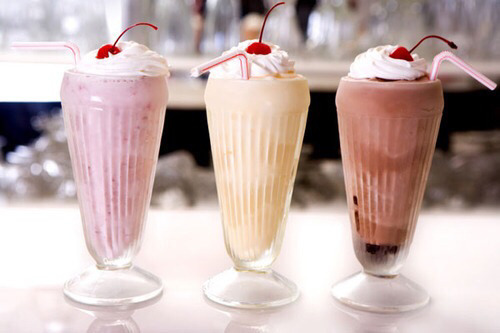 cioccolato.. caffe&rsquo;&hellip; banana &hellip;  panna ciliegia&hellip;