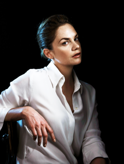 ruthwilsondaily-deactivated2015:  Ruth Wilson