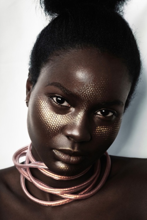 continentcreative: Lou Deng for FYI Journal by Veronica Formos