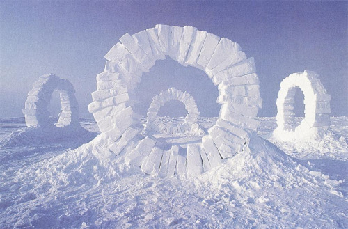 madeofwhitebone:Andy GoldsworthyTouching North, North Pole, 1989 /Andrea Pozzi