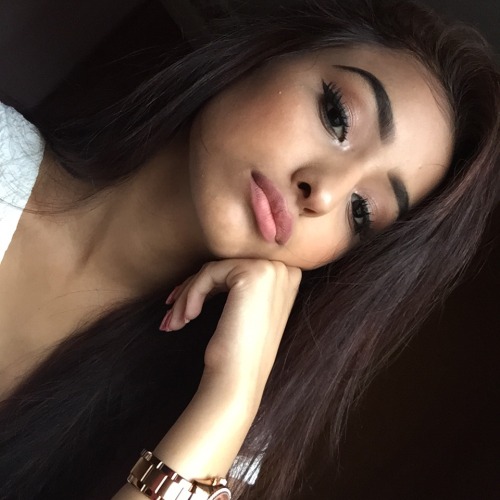 softle:I fixed my hair | IG: @nazmxn