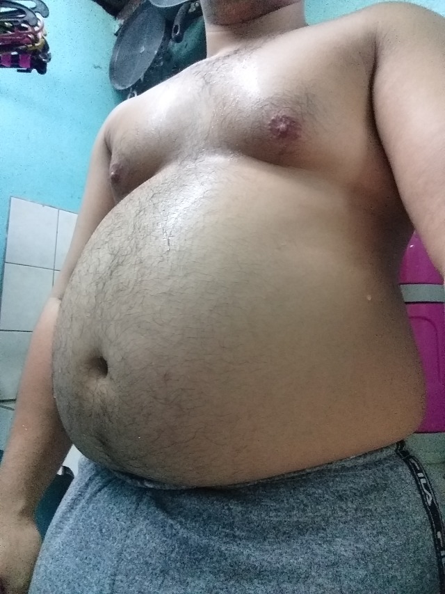 torchitami:Ate 2 meals in 1 sitting after gym