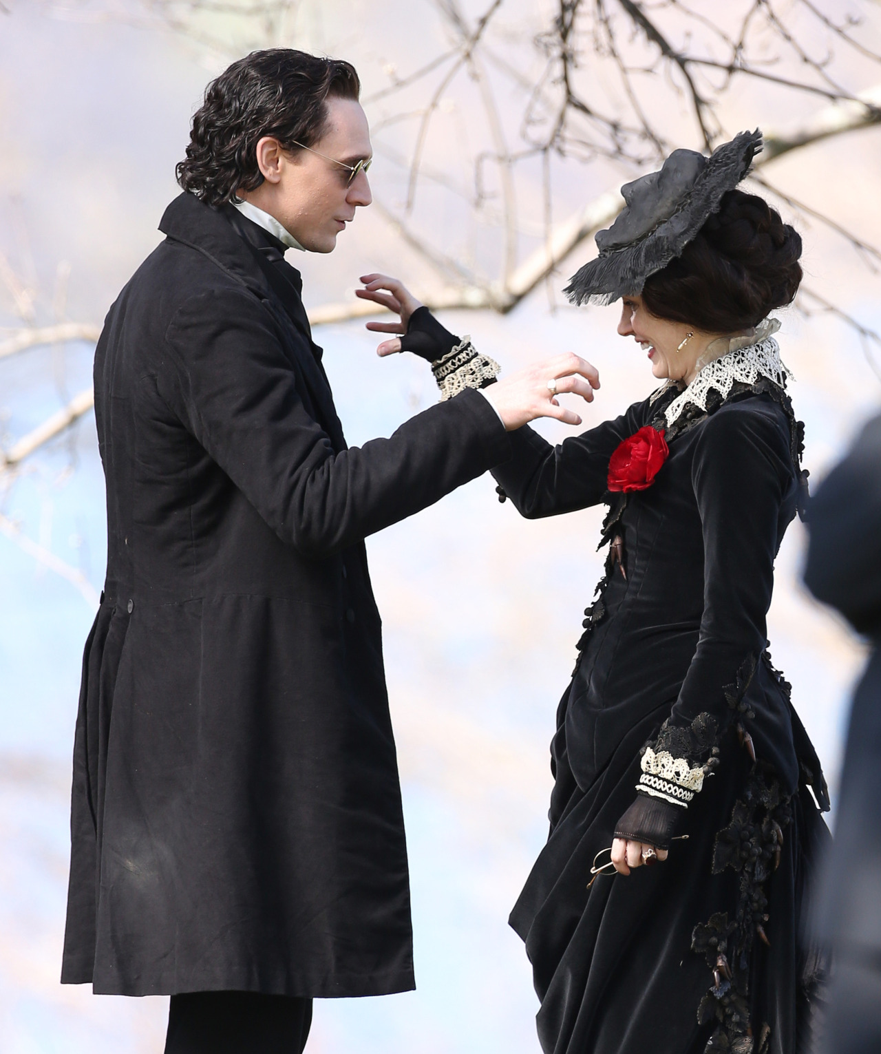 torrilla:  Tom Hiddleston, Jessica Chastain, Charlie Hunnam and Mia Wasikowska film