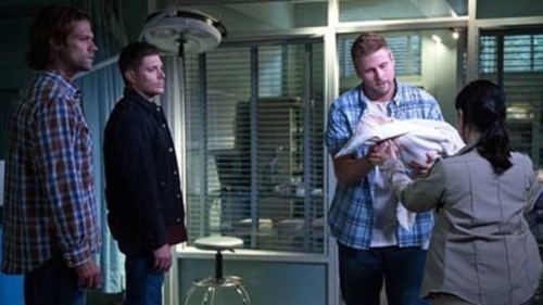 kuncleung-movie-2015: Click Here To play Supernatural [S11E1] : Out of the Darkness, Into the Fire F