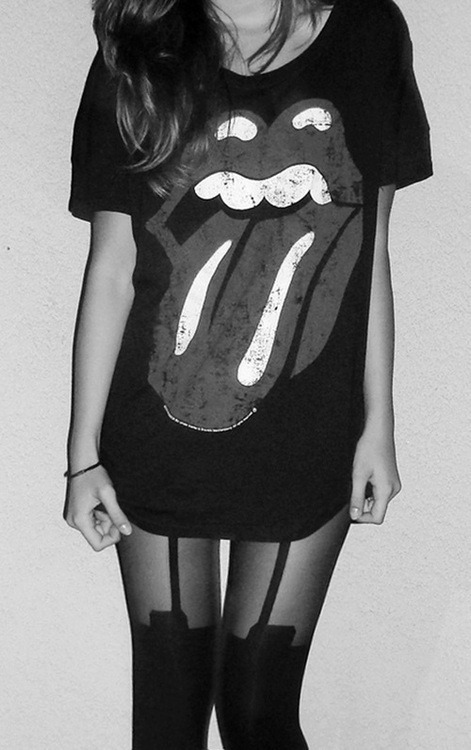 iddepidde:  rock | Tumblr på We Heart It http://weheartit.com/entry/65260225/via/BJGNR
