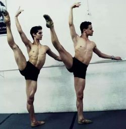 balletruben:  Paulo e Ruan 