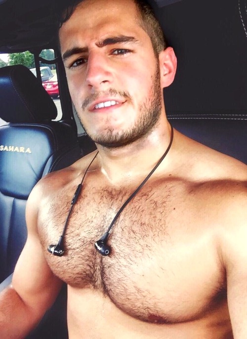 speedobuttandtaint:  Speedobuttandtaint: Celebrating more than 48,000 followers, hot guys, speedos and butts.