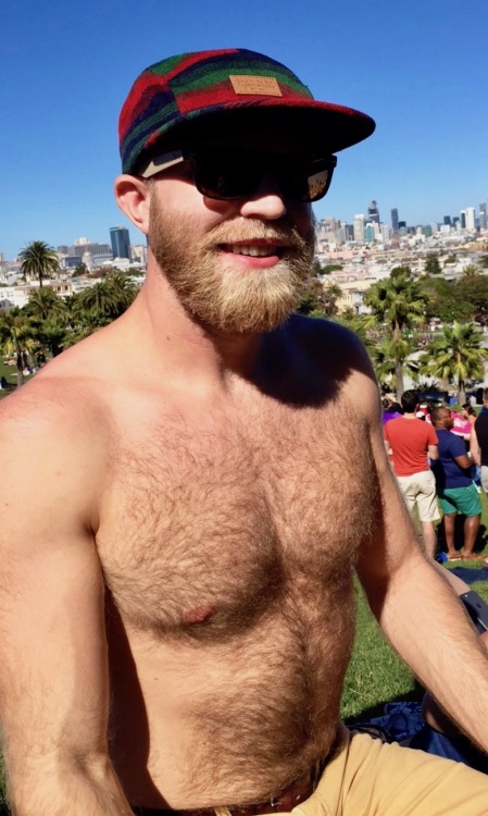 dfwgaydad:Some of the things I likeFollow me at https://dfwgaydad.tumblr.com