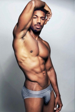 sexblack123:  damondeuxdeuxdish:Mike B. J.  😍😍😍😍