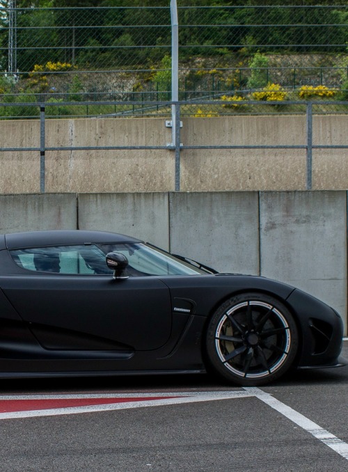 dreamer-garage - Koenigsegg Agera (via)