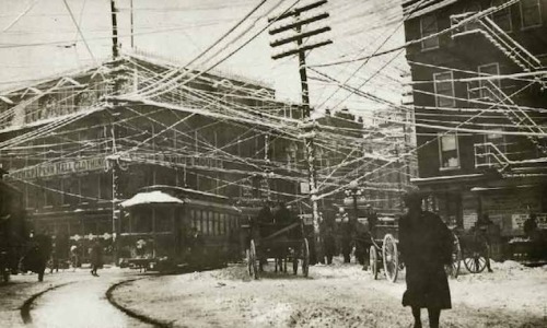 99percentinvisible:  Throwback: before most cables ran underground, all electrical, telephone and telegraph wires were suspended from high poles. 