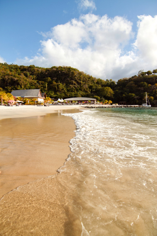 bountybeaches:  St. Vincent & The Grenadines Buccament Bay Beach *** Go: 750+ Bounty Beaches