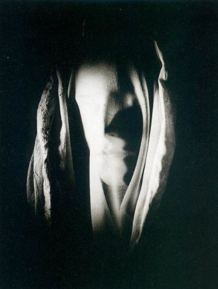 grigiabot:  Erwin   Blumenfeld  Visage 1937 
