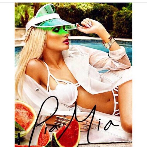 The gorgeous @princesspiamia in @leeandlaniswim for our #RUNWAY summer issue | available on the #RUN