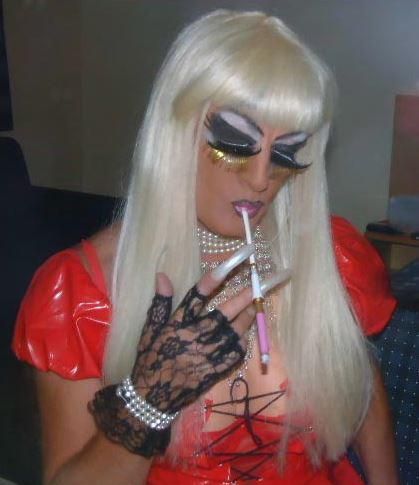 XXX drag-queens-etc:  Gorgeous hair and nails. photo