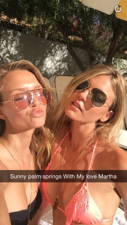 September 24, 2017: Josephine & Martha Hunt via her snapchat. (jojoskriver)