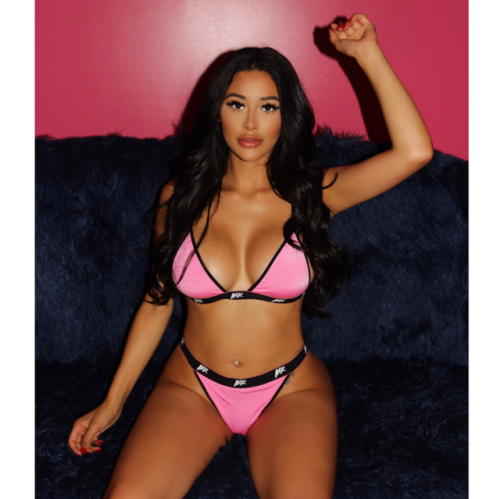 Bea | PlasticAsians.com