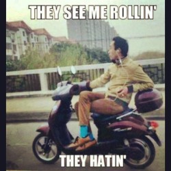 Riding….. Like a boss! #funny #stylin