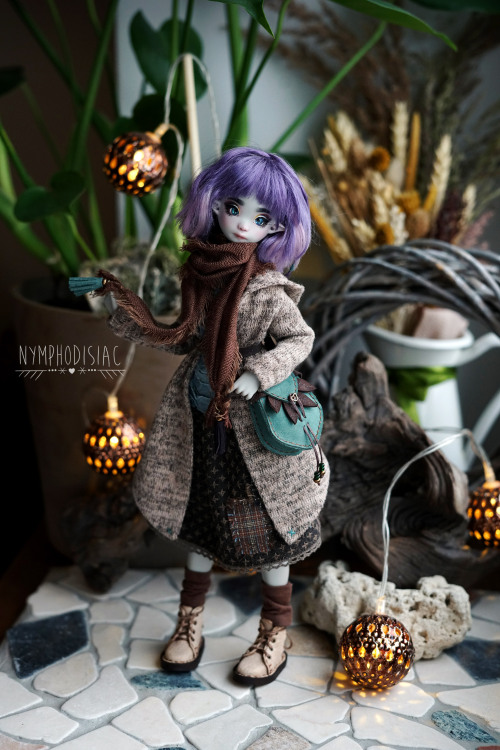 ….and on Somni (bjd by Atelier Momoni)whole outfit is by me <3not for sale
