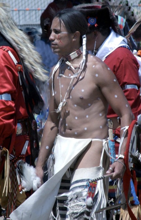 picturesandvideocaptures:  Native American men 1. Mohawk dancer, Canada 2. Lakota Sioux man in warpaint of Crazy Horse 3. Ryan Keomaka, Hawaiian dancer & model 4. Shuar Indian, Ecuador 5. Virgil Ortiz show runway model 6. Same man as in #2 7. Native