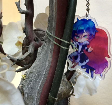 fairytailcharityfanzine:  LEFT-OVER SALES Limited StockBuy HereYou can buy this Jerza charm (by @ele